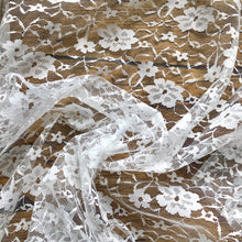 Load image into Gallery viewer, White Floral Bridal Lace 2.1m
