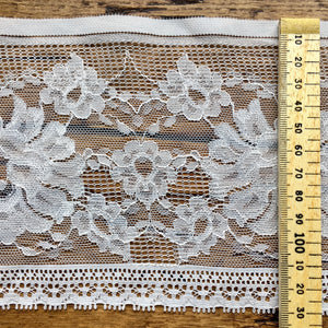 Ivory Single Edge Lace Trim